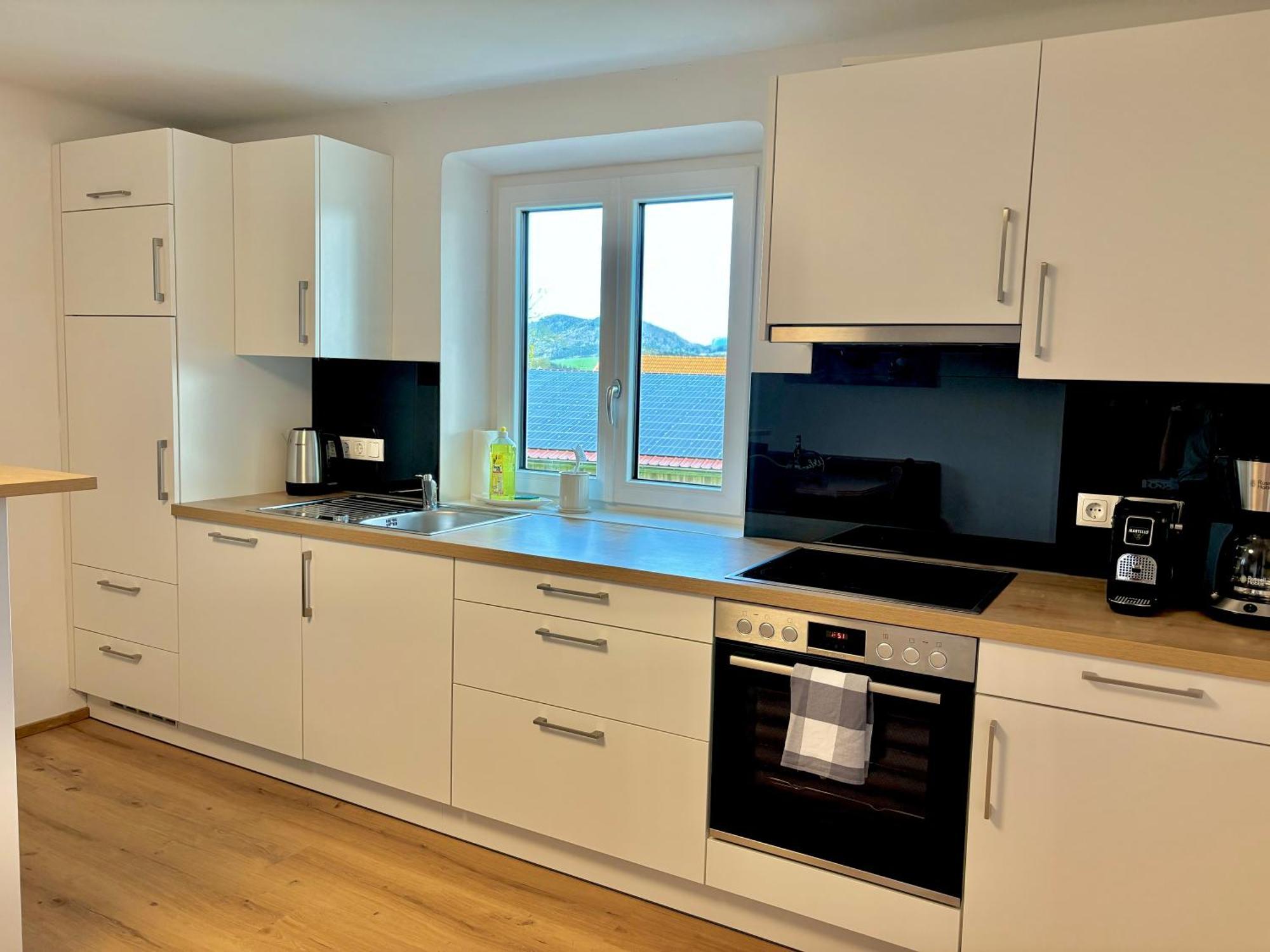 Gaesthaus "Seeblick" Seekirchen am Wallersee Rum bild